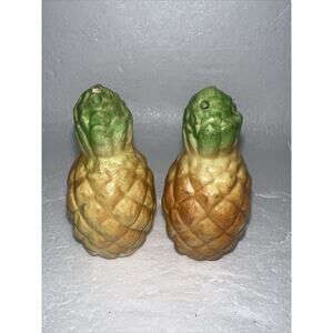 VINTAGE CERAMIC MINIATURE YELLOW PINEAPPLE SALT AND PEPPER SHAKER 2 1/4”